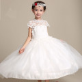 Robes de mariage de modèle de fleur de dentelle blanche élégante exquise européenne dentelle pour les filles